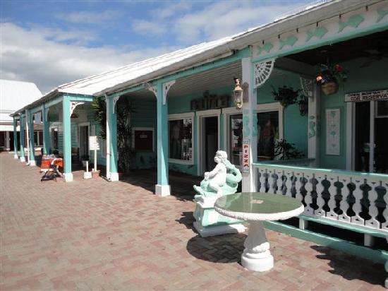 Pisces Seafood House & Pizzeria